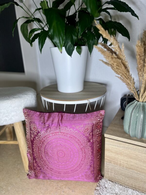 Baby Pink Orientalischer Seidenkissenbezug, Handgewebt, Handgenäht und Handgefertigt aus Indien 40cmx40cm – Bild 4
